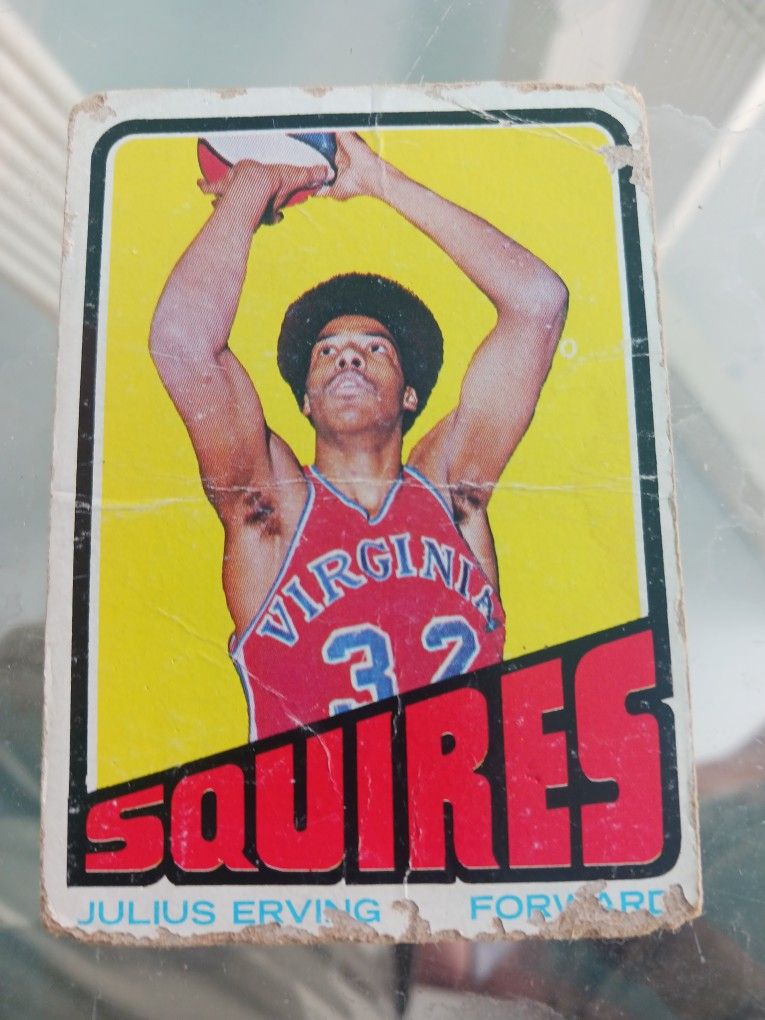 1972-73 Topps Basketball Julius Erving Rookie Card ( In Bad Condition)