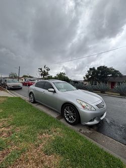 2012 Infiniti G37