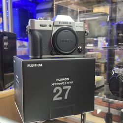 Fujifilm x-t30 II with Fujifilm XF27mm f2.8