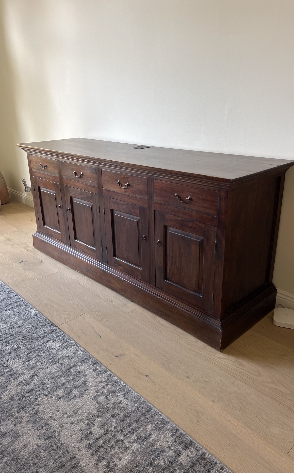 Credenza