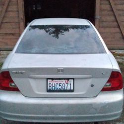 Lost Title Parts Car.Needs Transmitiin
