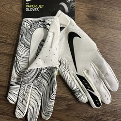 Nike Football Vapor Jet Gloves Size Large NEW