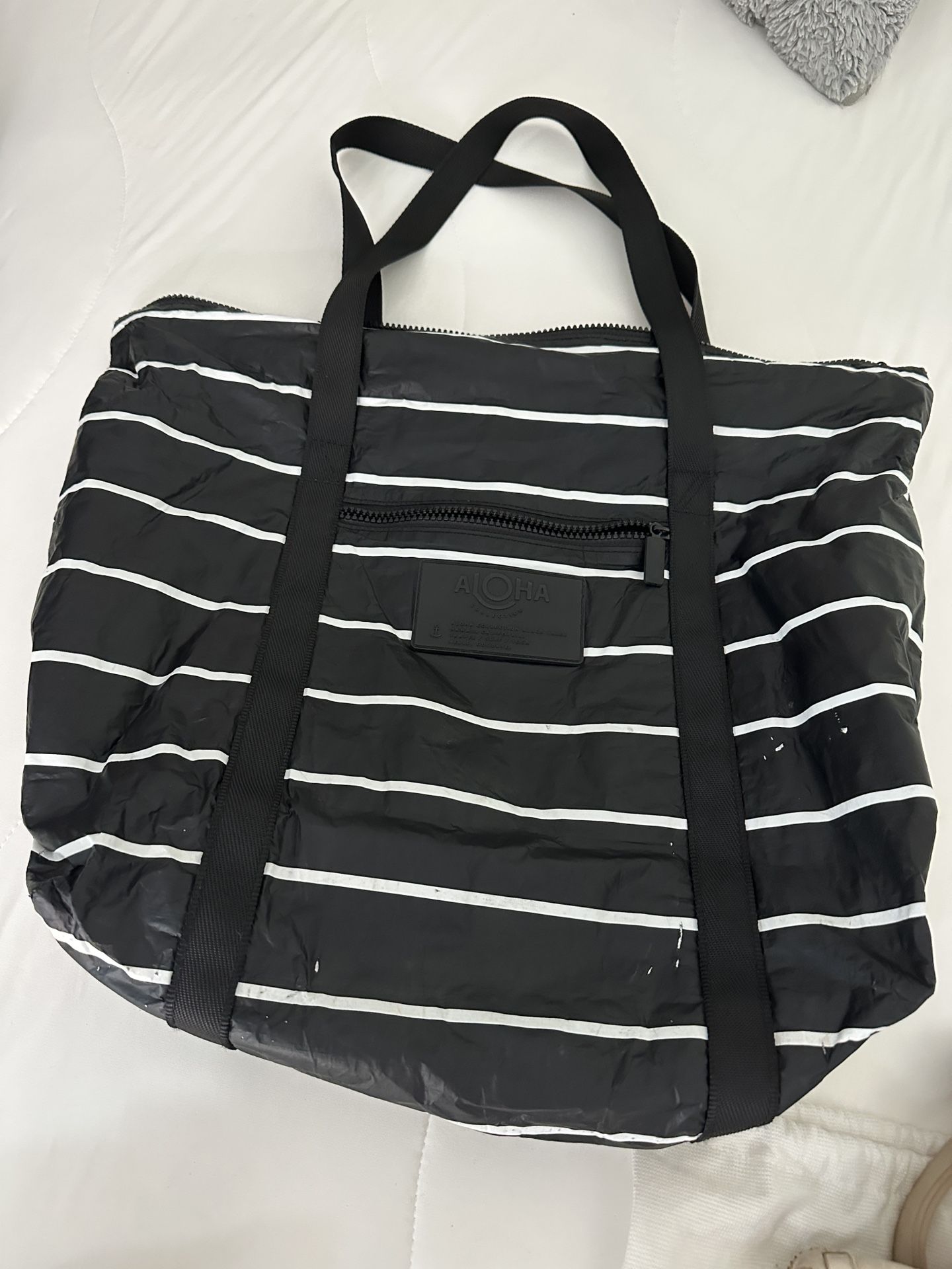 Aloha Zipper Tote Bag
