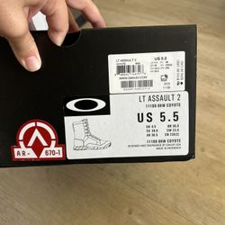 Brand New Oakley Boot Size 5.5