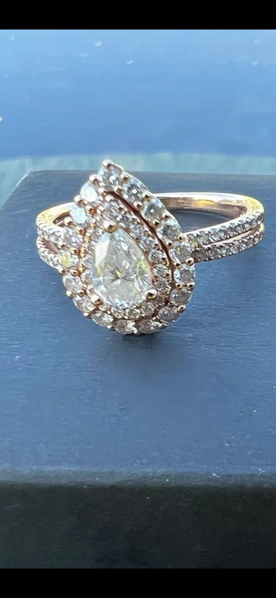Diamond Engagement Ring 1.12 ct tw Pear-shaped 14K RG