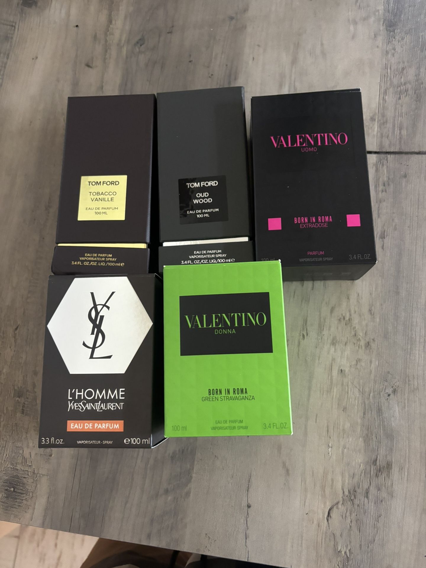Men And Women Perfumes/colognes 