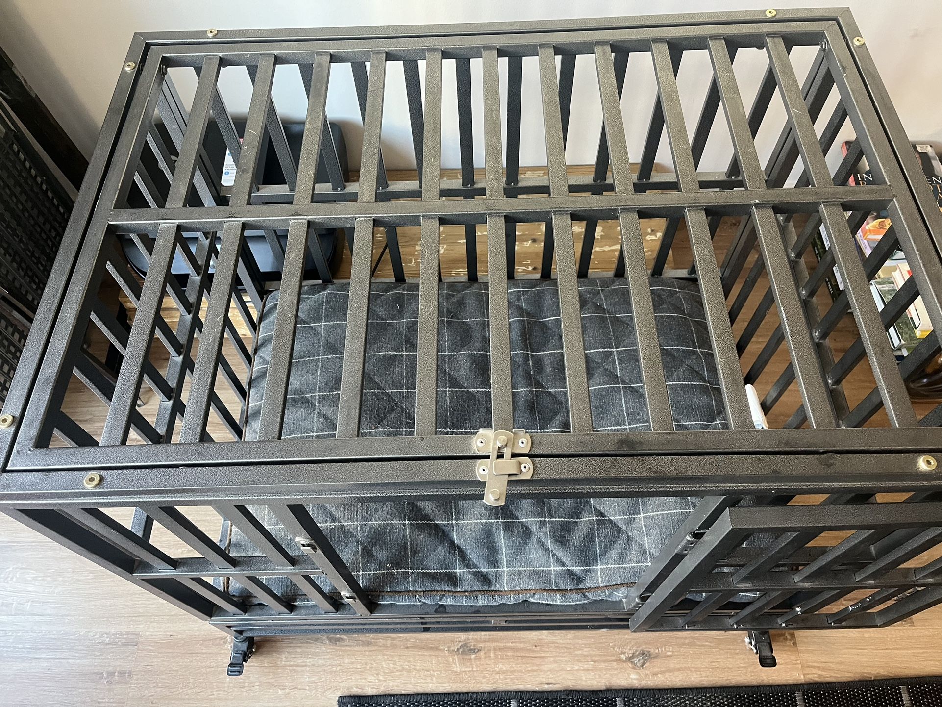 Steel Dog Crate