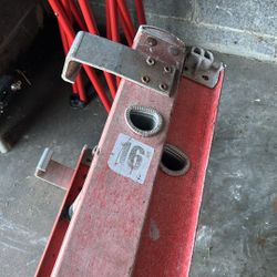 16 Foot Ladder 
