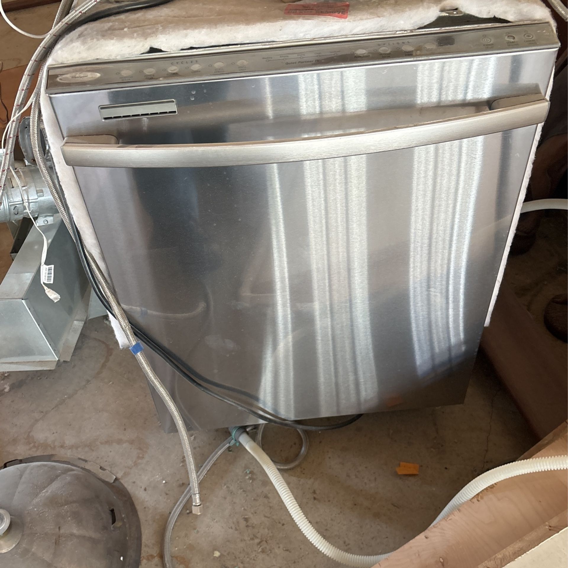 Dishwasher, whirlpool