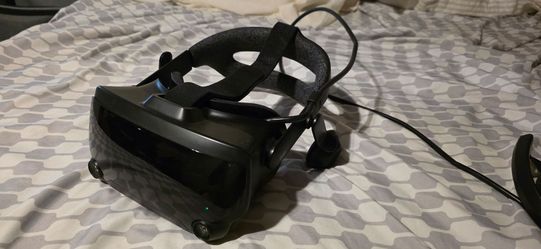 Valve index vr headset (read desc)