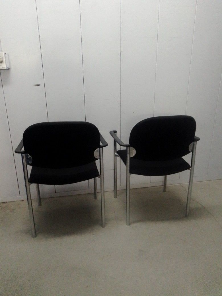 Guest Chairs 🪑🪑 2 For $70