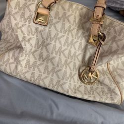 Michael Kors purse