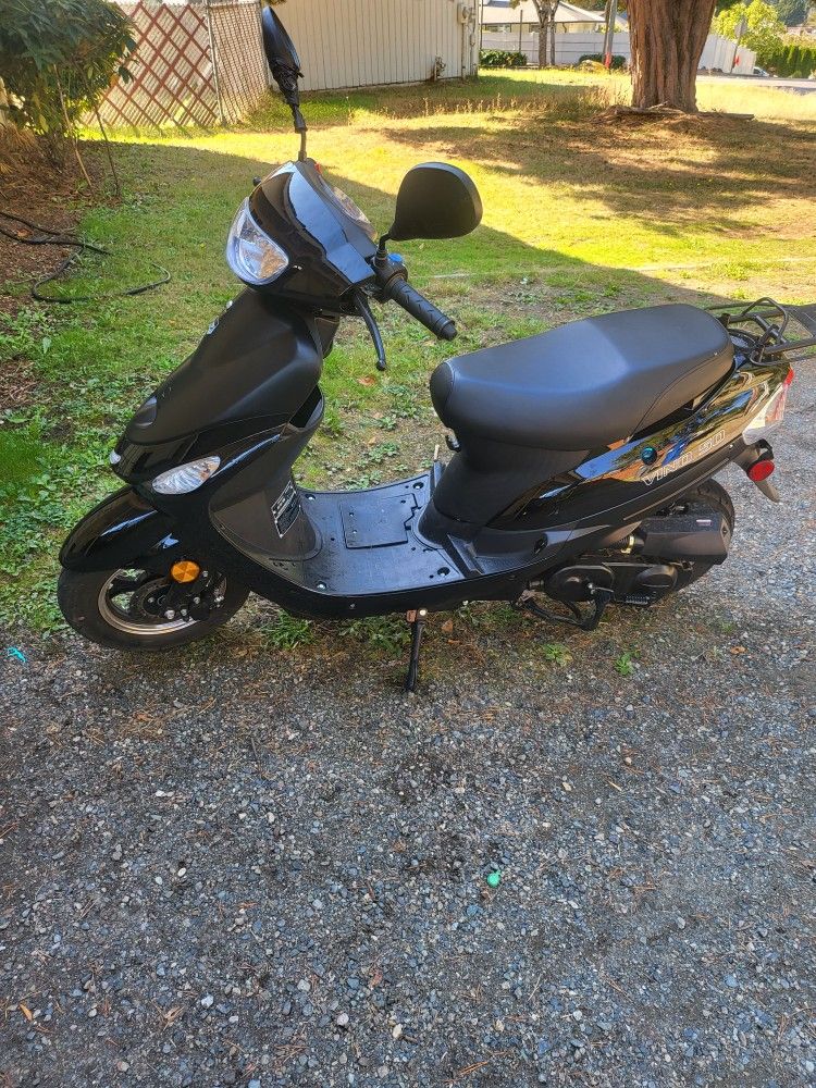 Vino 50 Moped