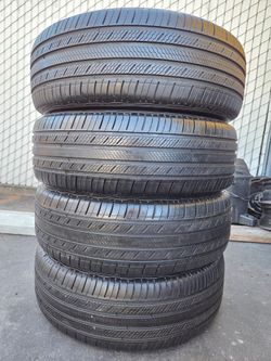 235/65/18 Michelin Set 