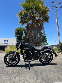 Venom Cruiser 250cc EFI Harley Style Chopper | 6-Speed Fuel Injected Street Legal