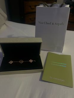 Van cleef & Arpels bracelet