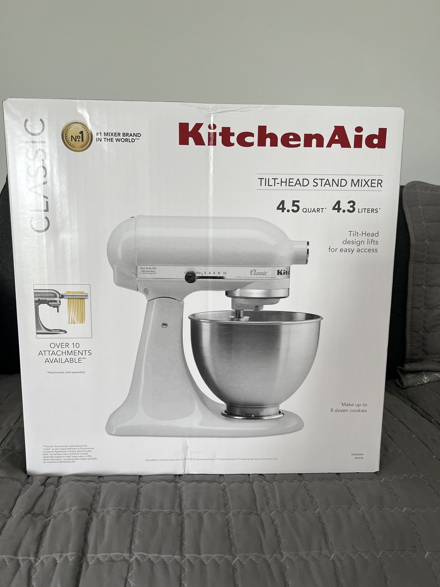 Brand New KitchenAid® Classic™ Series 4.5 Quart Tilt-Head Stand Mixer, Onyx Black