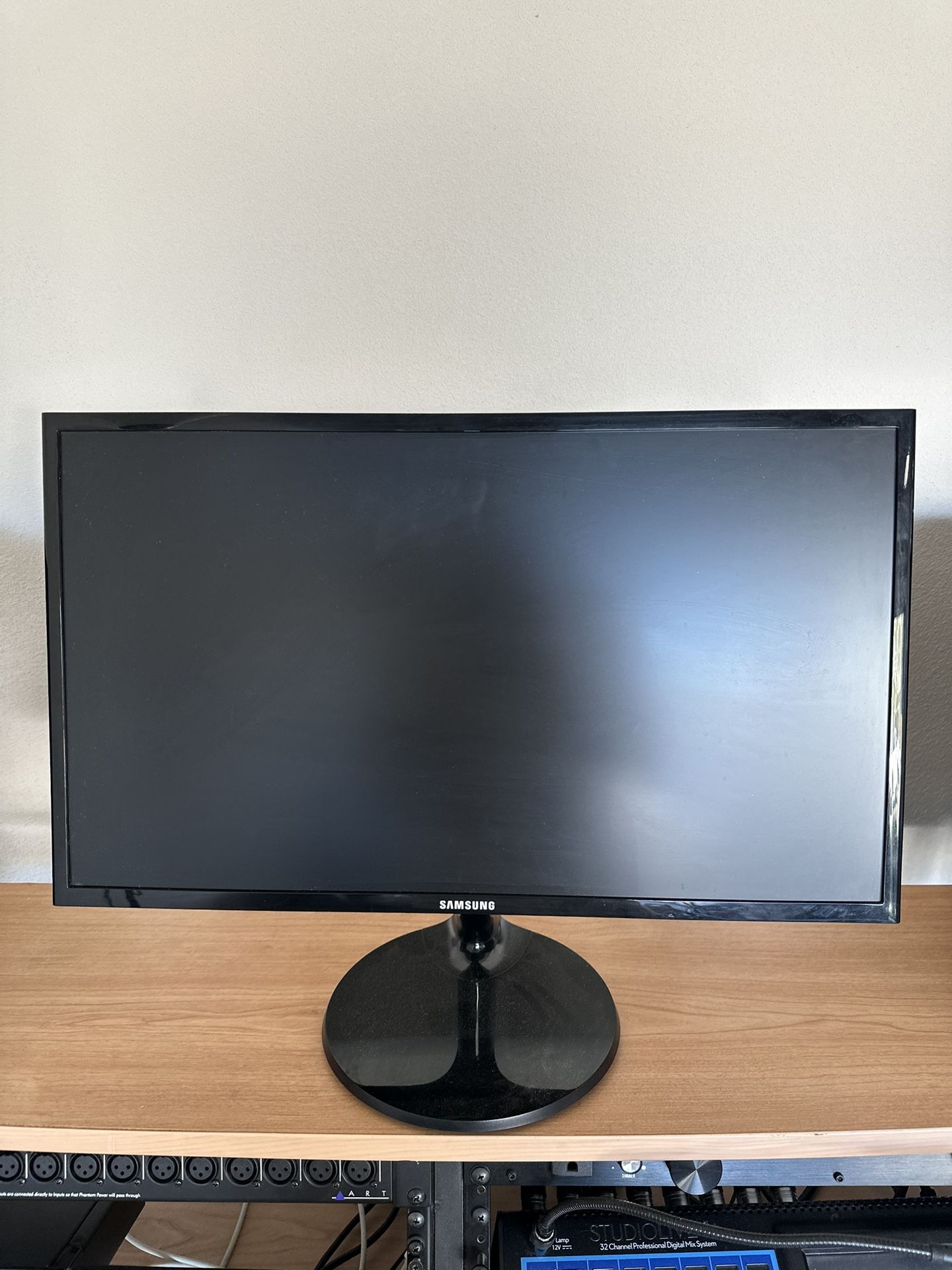 Samsung Computer Monitor