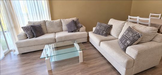 Ashley Soletren Sofa & Loveseat Set – Stone
