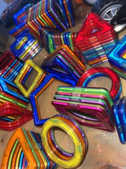 Magformers