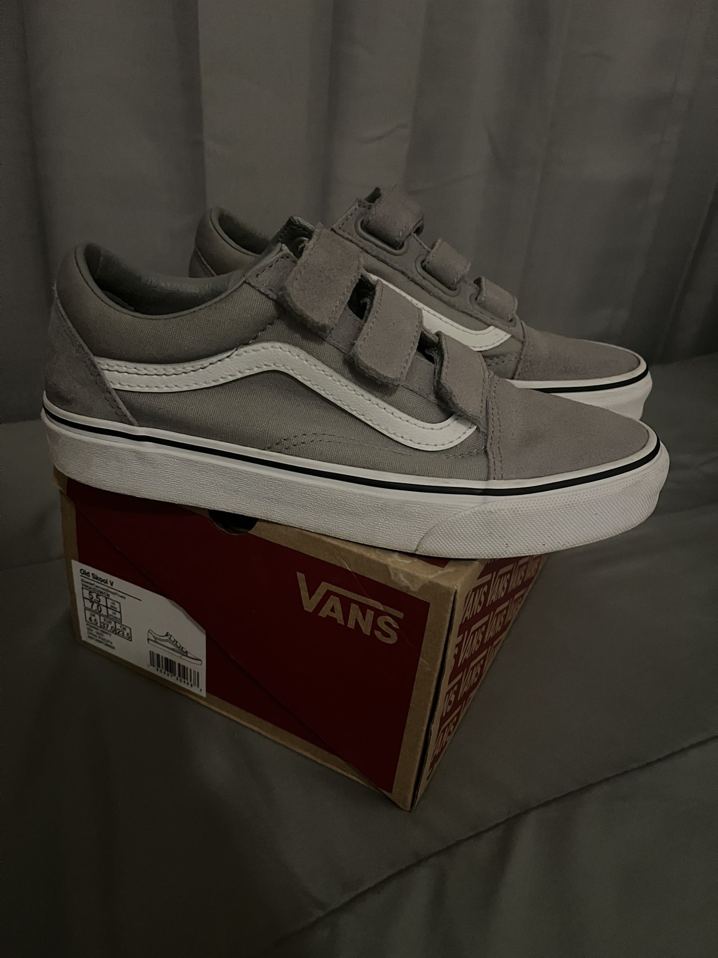 grey vans 