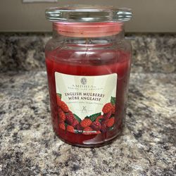 New, Ambria 20 Oz Scented English Mulberry Candle