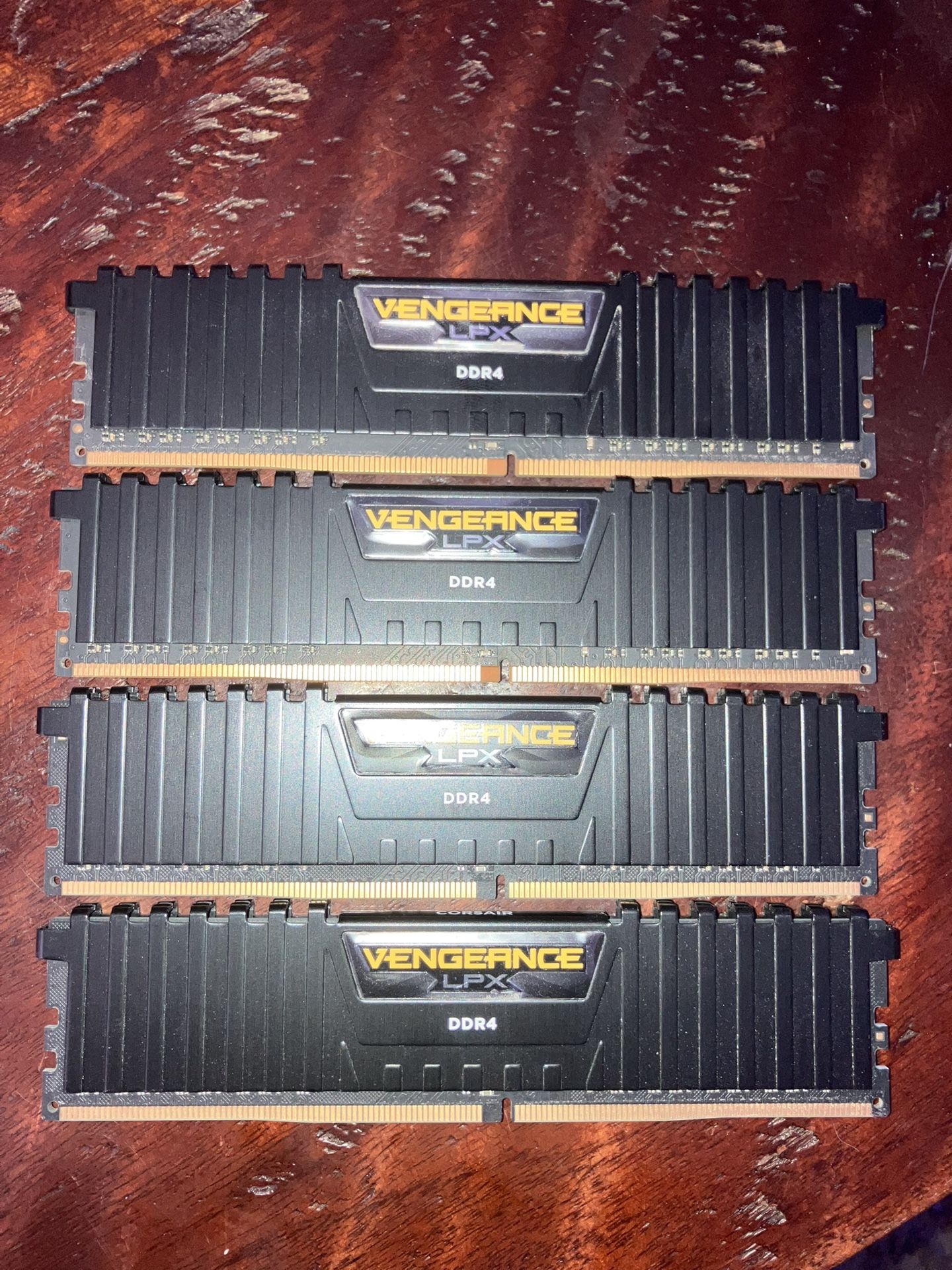 Corsair Vengeance 32GB RAM DDR4 2666Mhz