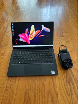 13.3 inches Dell XPS 7390 Laptop Win11 Pro i7 10710U 6-Cores @1.6Ghz SSD 256Gb RAM 16Gb Microsoft Office