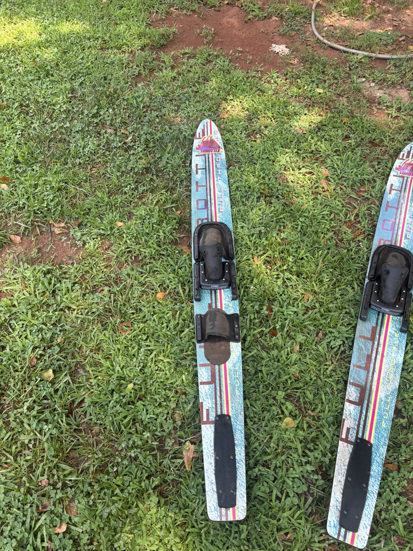 Water skis