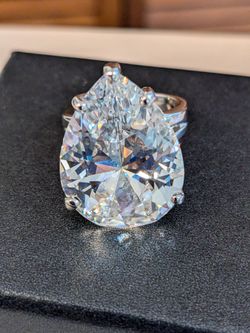 Huge Sparkly Size 7 Cocktail Ring