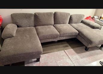 Sectional couch