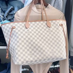Louis Vuitton Neverfull GM  Authentic 
