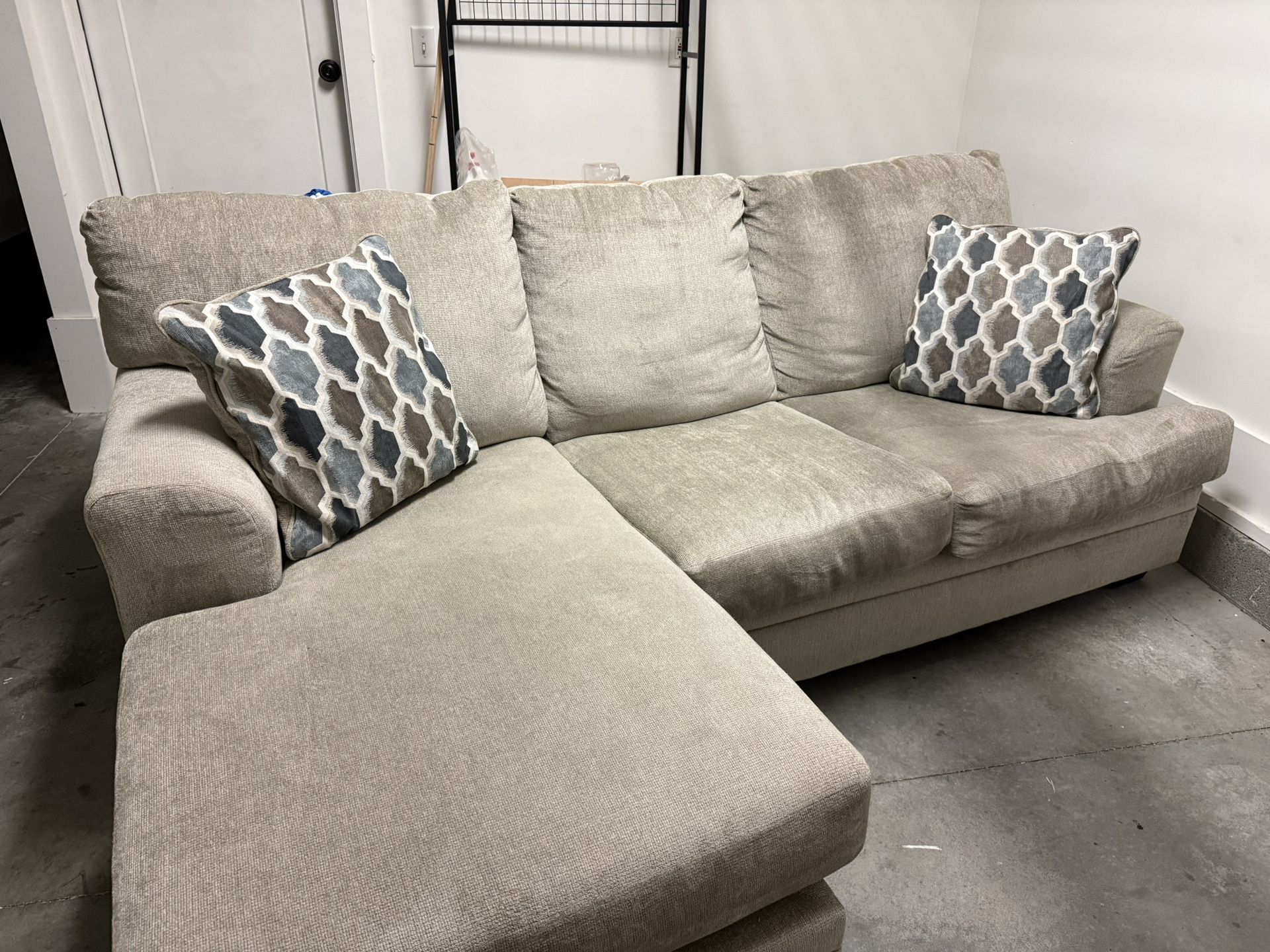 Sofa With Chaise