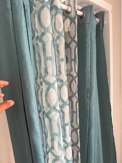 Blue curtain set