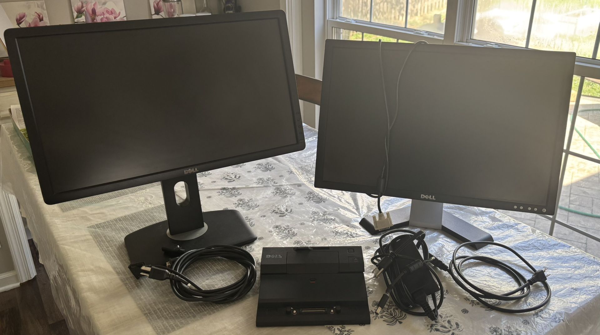 Dell Monitor With Dell Docking Station
