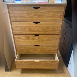 Dresser/Five drawers dresser