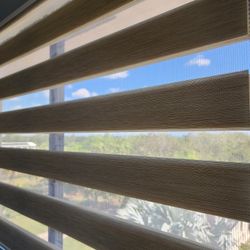 Zebra Shades And Roller Shades Screen And Blackout Para Patio O Interior Blinds And Shades Custom Window Shades 