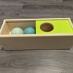 Lovevery Sliding Top Box 