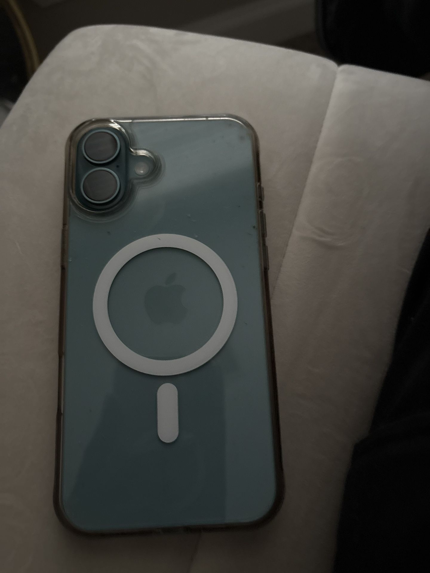 iPhone 16 Plus