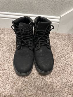 Levi’s boots