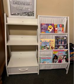 White 3 Tier Shelf/BookShelf