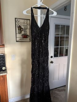 Black prom dress