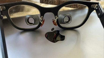 Telescopes  Loupes glasses 