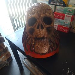 Lamp Skull