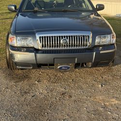 2010 Mercury Grand Marquis