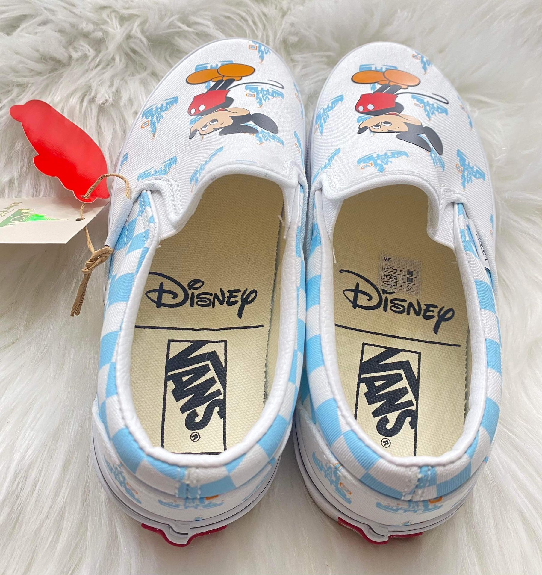 Disney World Vans 50th Anniversary Classic Slip On Mickey 