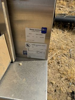 Commercial rotisserie oven