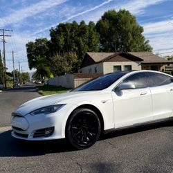 2013 Tesla Model S