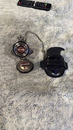 Franklin Mint  Harley Davidson Pocket Watch With Stand
