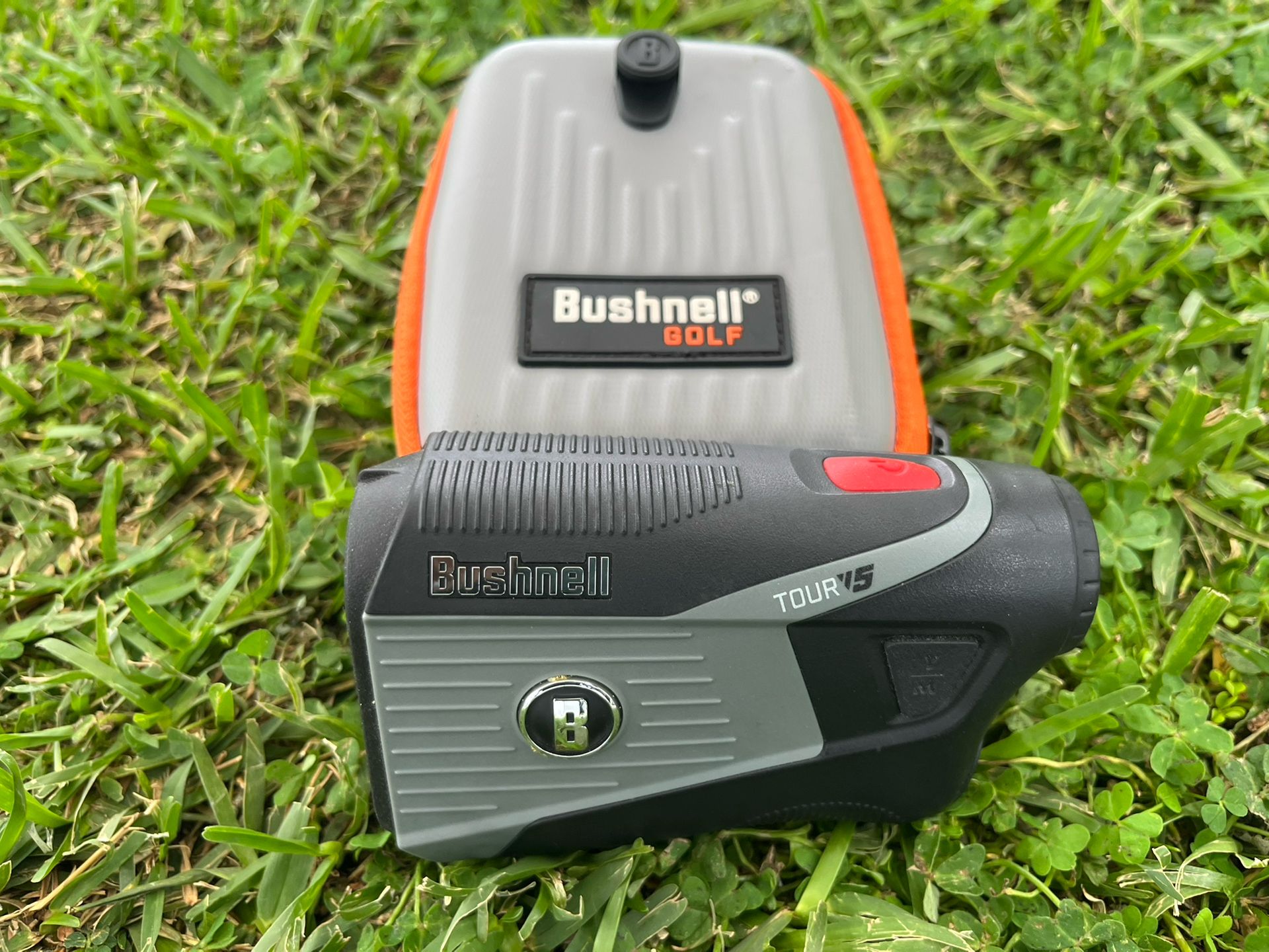 BUSHNELL Tour V5 Golf Rangefinder/With Bite Magnetic Grip/With Case $99 OBO/check my other golf listings